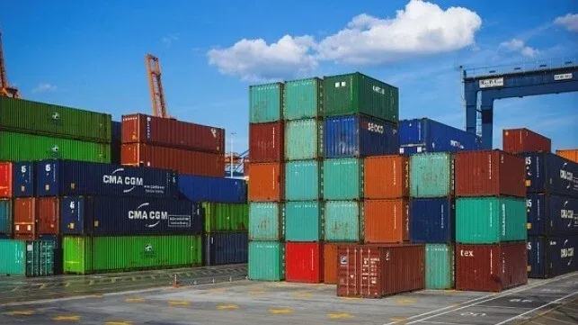 How Trade Deals Reveal the Behaviour of West African Elites