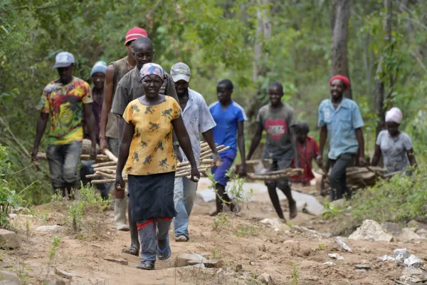 Community Efforts in Kenya Transform Water Access with Innovative Sand Dams