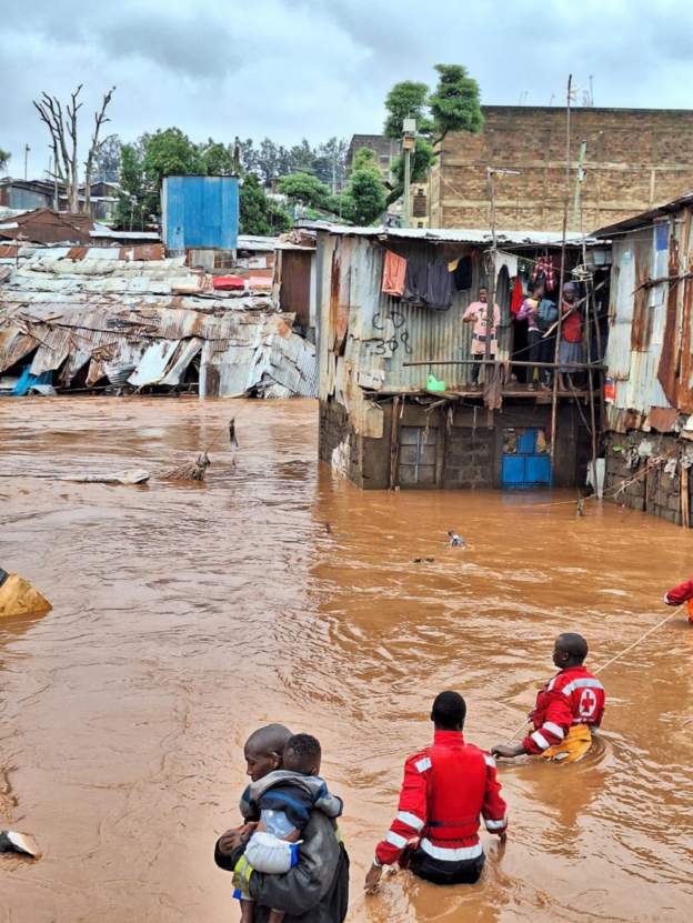 Extreme Flooding Overwhelms Nairobi, Authorities Struggle to Manage Crisis