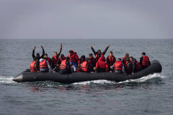 UK Civil Servants' Union Challenges Rwanda Asylum Plan Legality