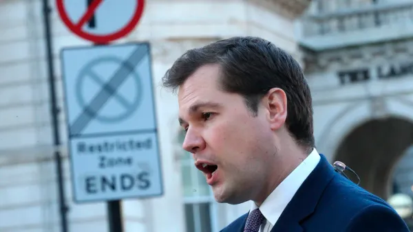 New Rwanda Asylum Law Forces UK Immigration Minister to Resign