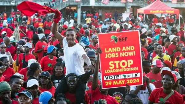 High Unemployment Spurs South Africans to Job Fairs